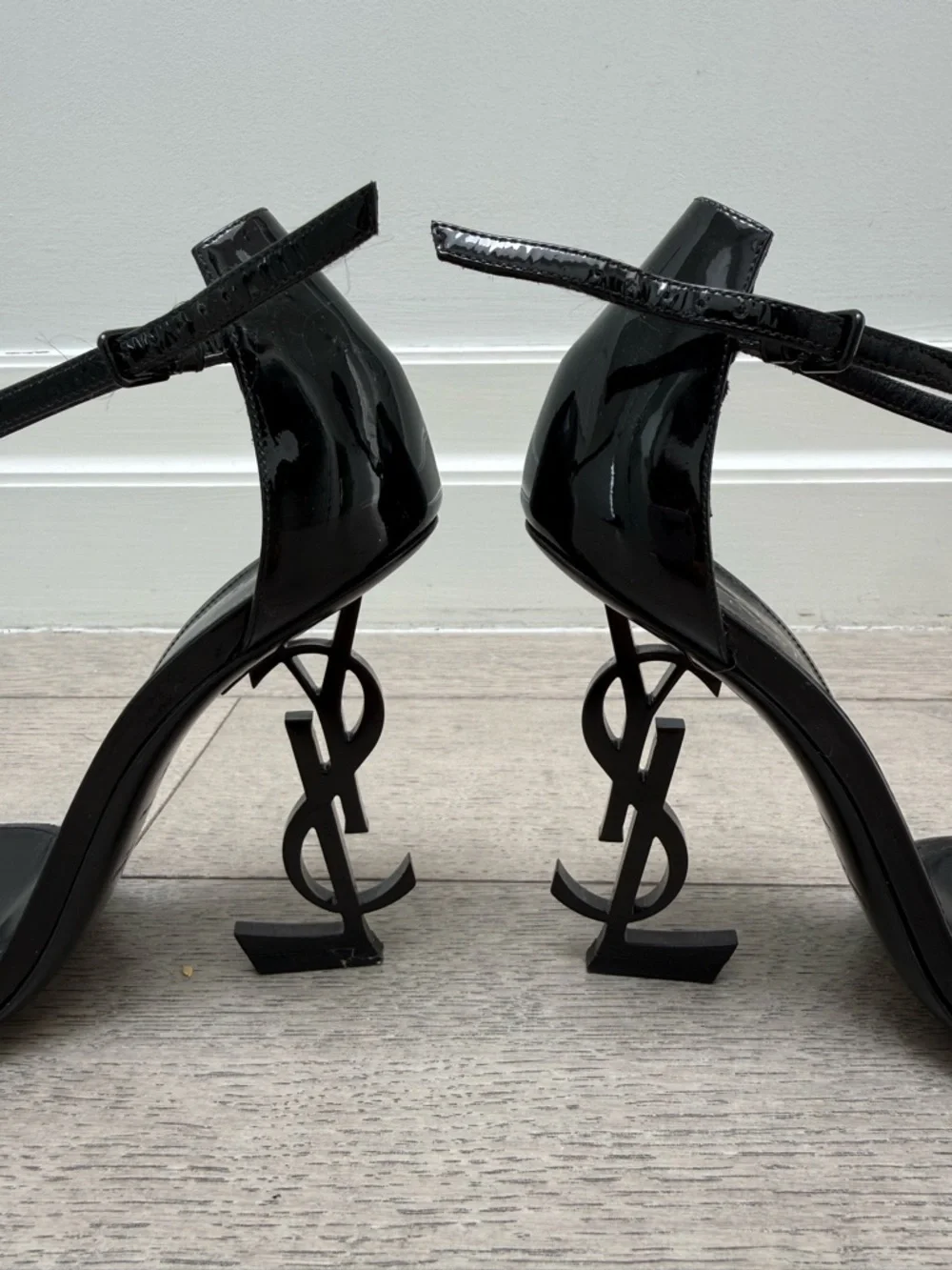 Saint Laurent Black Patent Opyum Logo Heel Ankle-Strap Sandal - Picture 4 of 7